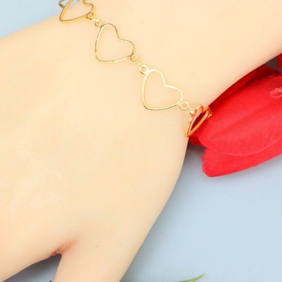 "Elegant & Trendy Bracelet, A Perfect Gift for Women, Thoughtful, EVCH1758 - Picture 10 of 10